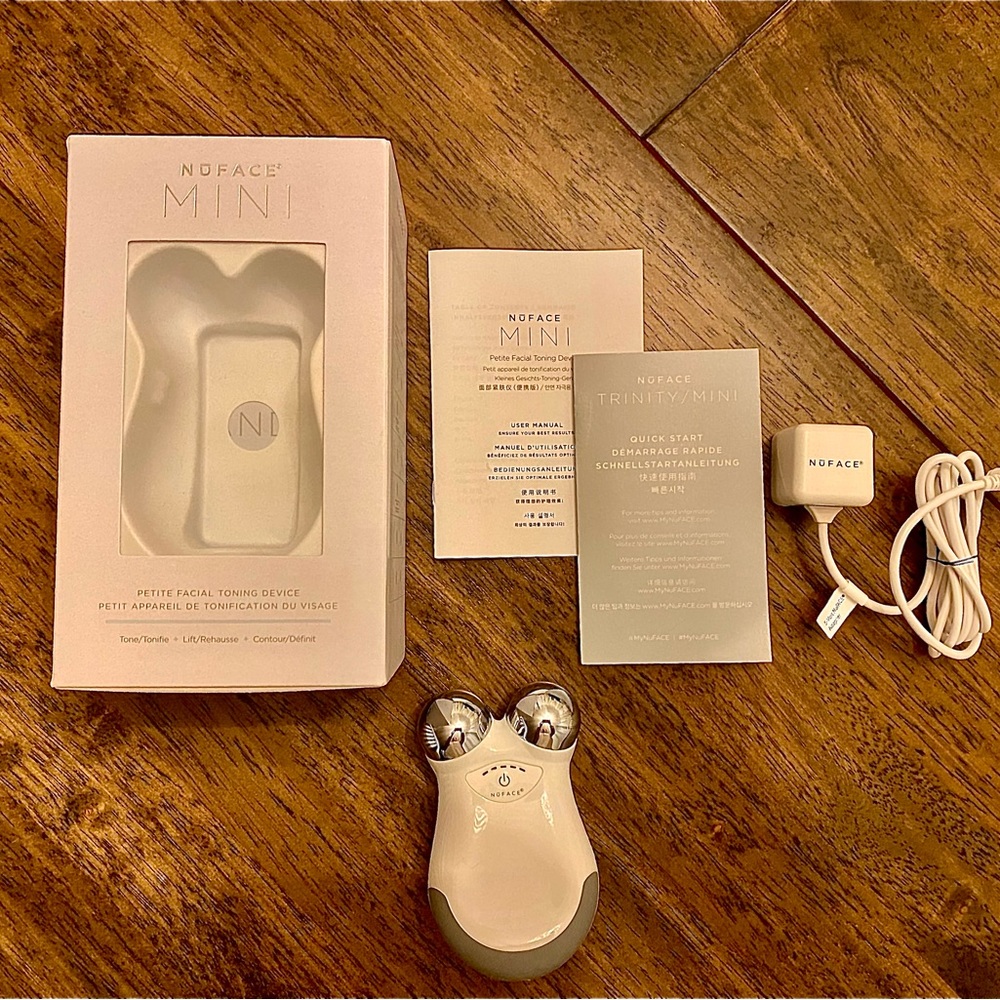NuFACE Mini Device
